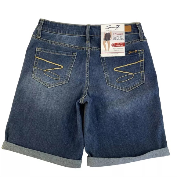 New Seven7 Women's 9" Inseam Stretch Sunset Bermuda Shorts Sz 4 Rolled Cuff NWT - Picture 1 of 6